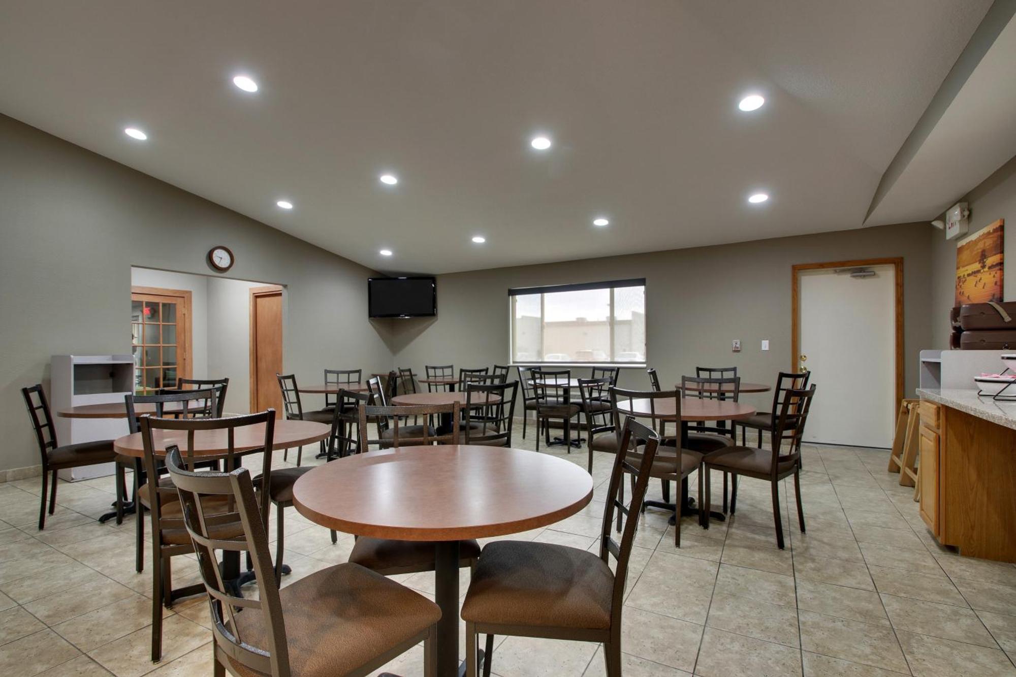 Everspring Inn & Suites Oskaloosa المظهر الخارجي الصورة