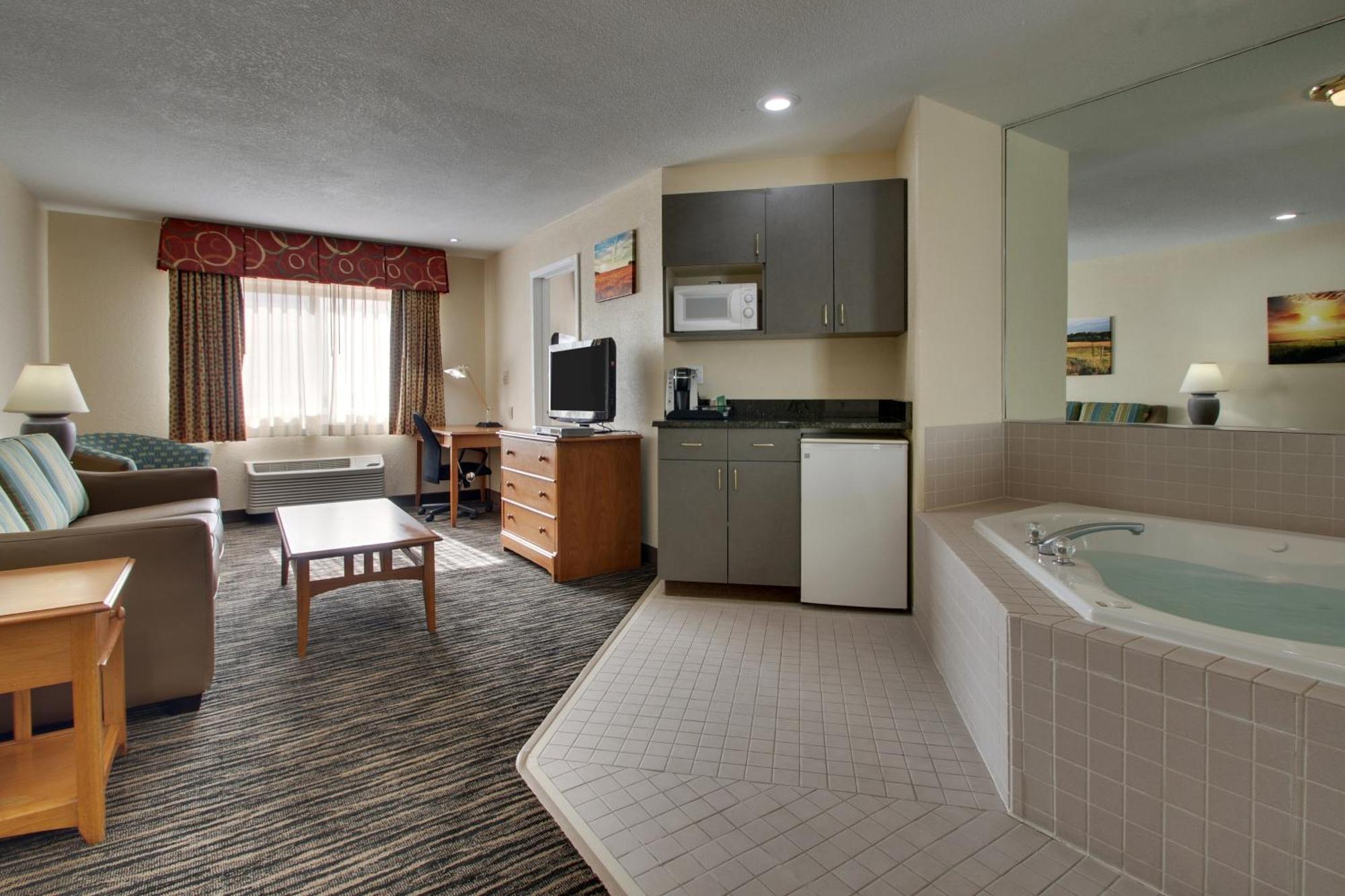 Everspring Inn & Suites Oskaloosa المظهر الخارجي الصورة