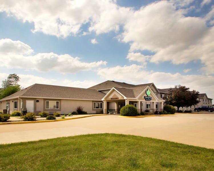 Everspring Inn & Suites Oskaloosa المظهر الخارجي الصورة