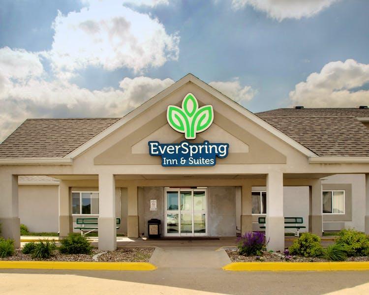 Everspring Inn & Suites Oskaloosa المظهر الخارجي الصورة